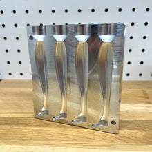 Load image into Gallery viewer, 3.5" Swimbait Mold (Smooth Body)